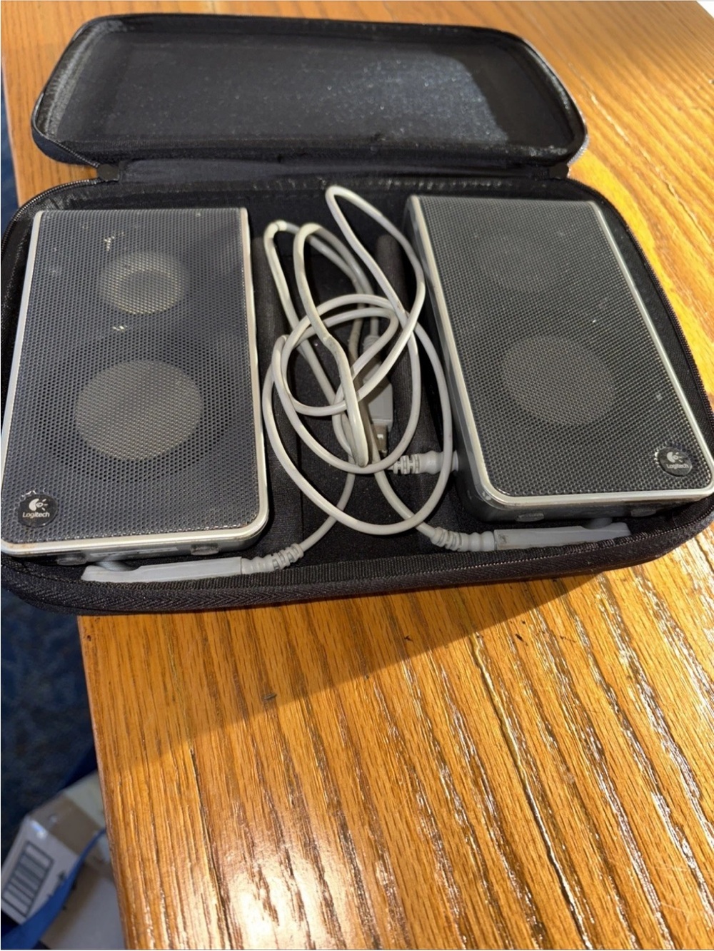 Logitech Portable USB Speakers in Black and Gray
